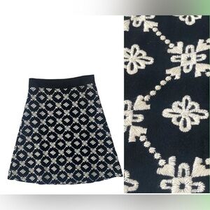 Gorgeous Wendy Hill Leather Suede crochet A shape skirt size 4 western skirt